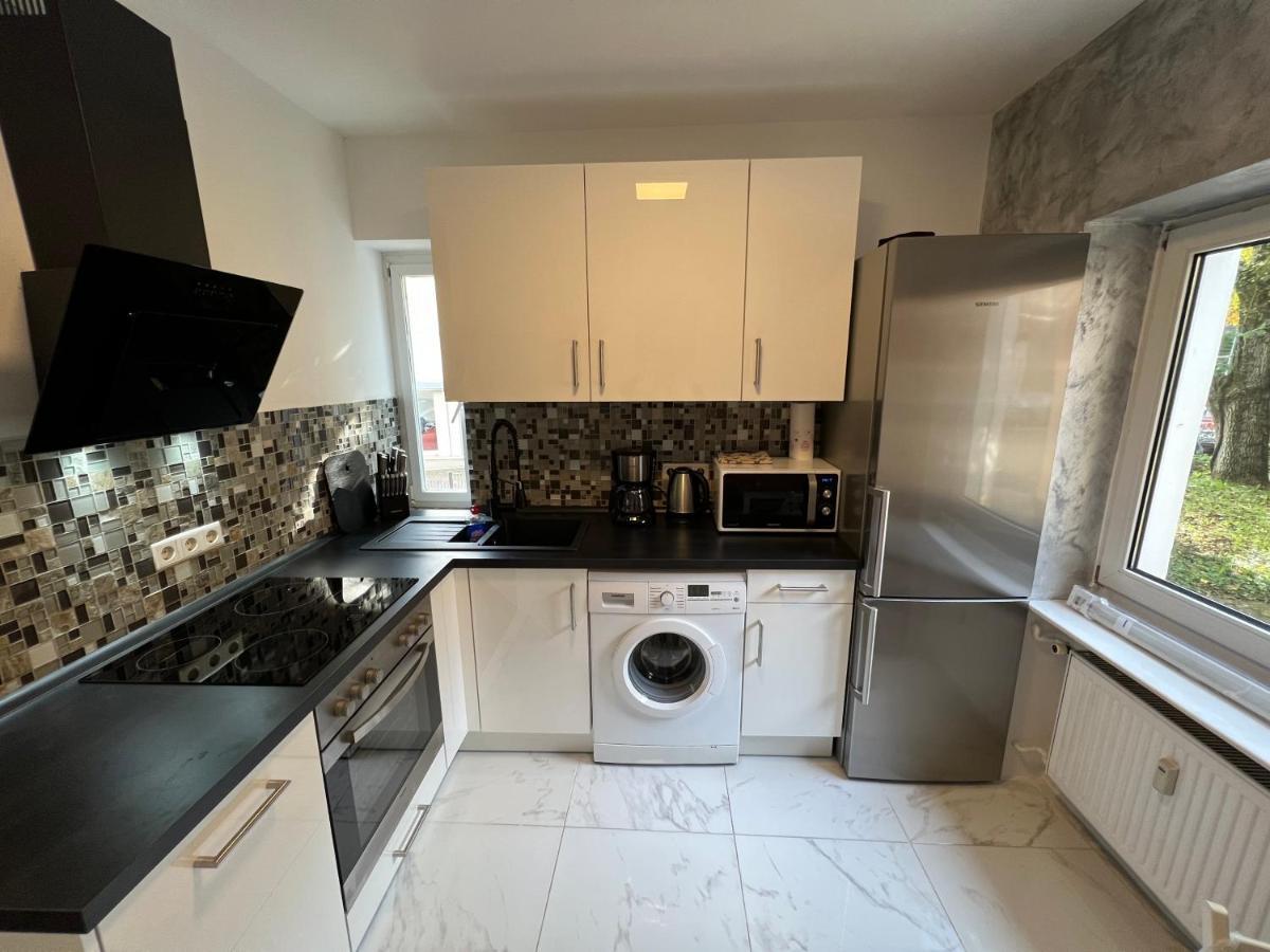 Cozy And Modern 1 Bedroom 3 Room Apartment فيسبادن المظهر الخارجي الصورة