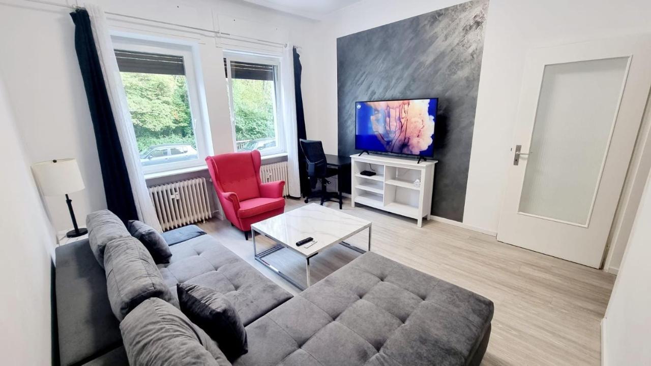 Cozy And Modern 1 Bedroom 3 Room Apartment فيسبادن المظهر الخارجي الصورة